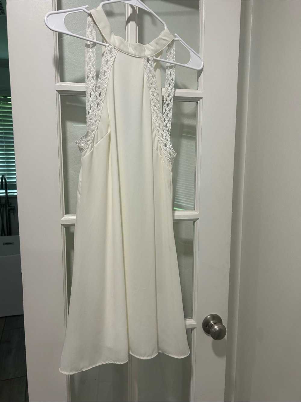 Charlotte Russe White Lace-Trim Halter Dress X-Small